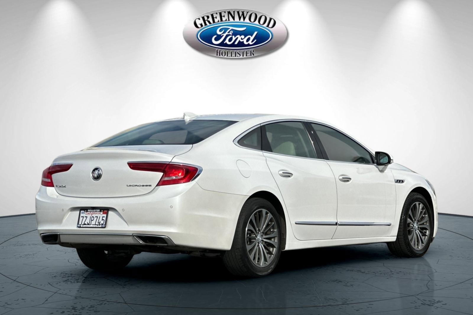 Used 2017 Buick LaCrosse Essence w/ Sights and Sounds Package image 4