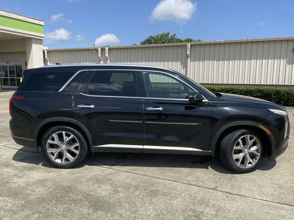Used 2020 Hyundai Palisade SEL FWD image 2