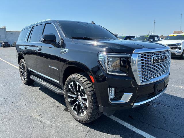 Used 2023 GMC Yukon Denali AWD/4WD image 3