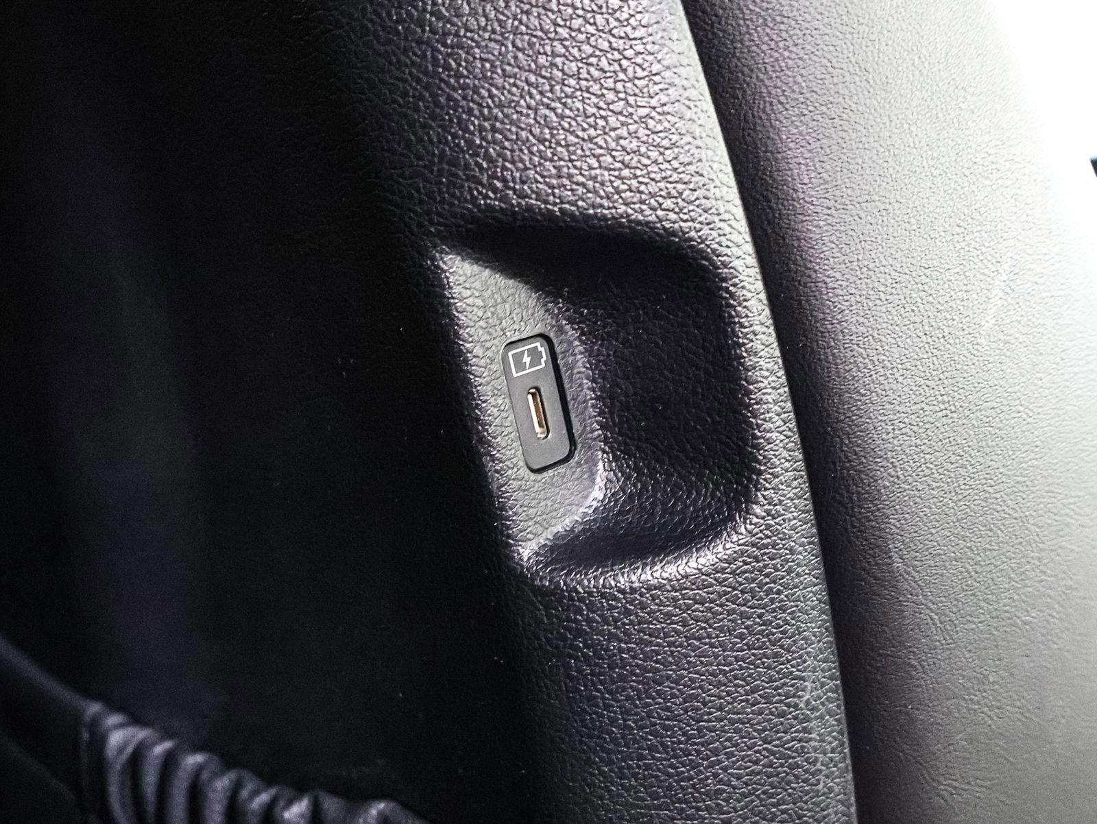 Used 2024 Hyundai Palisade Calligraphy image 27