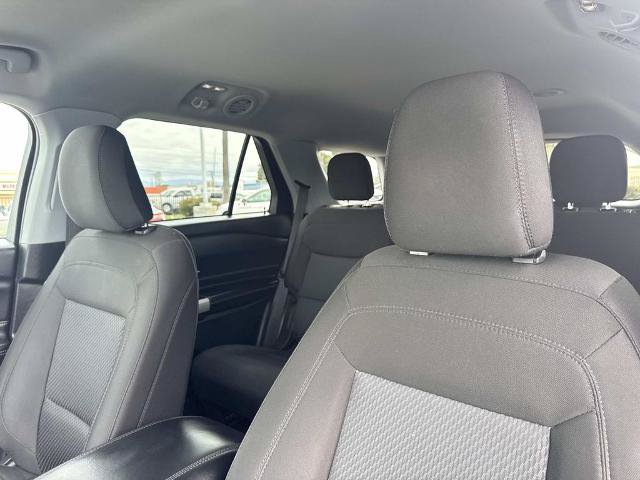 Certified 2023 Ford Explorer XLT RWD image 24