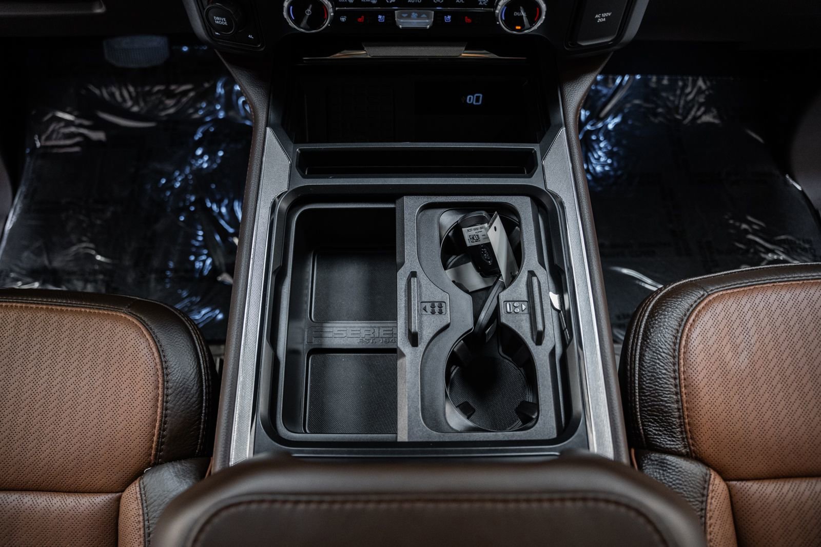 Certified 2024 Ford F350 King Ranch w/ Chrome Package image 39