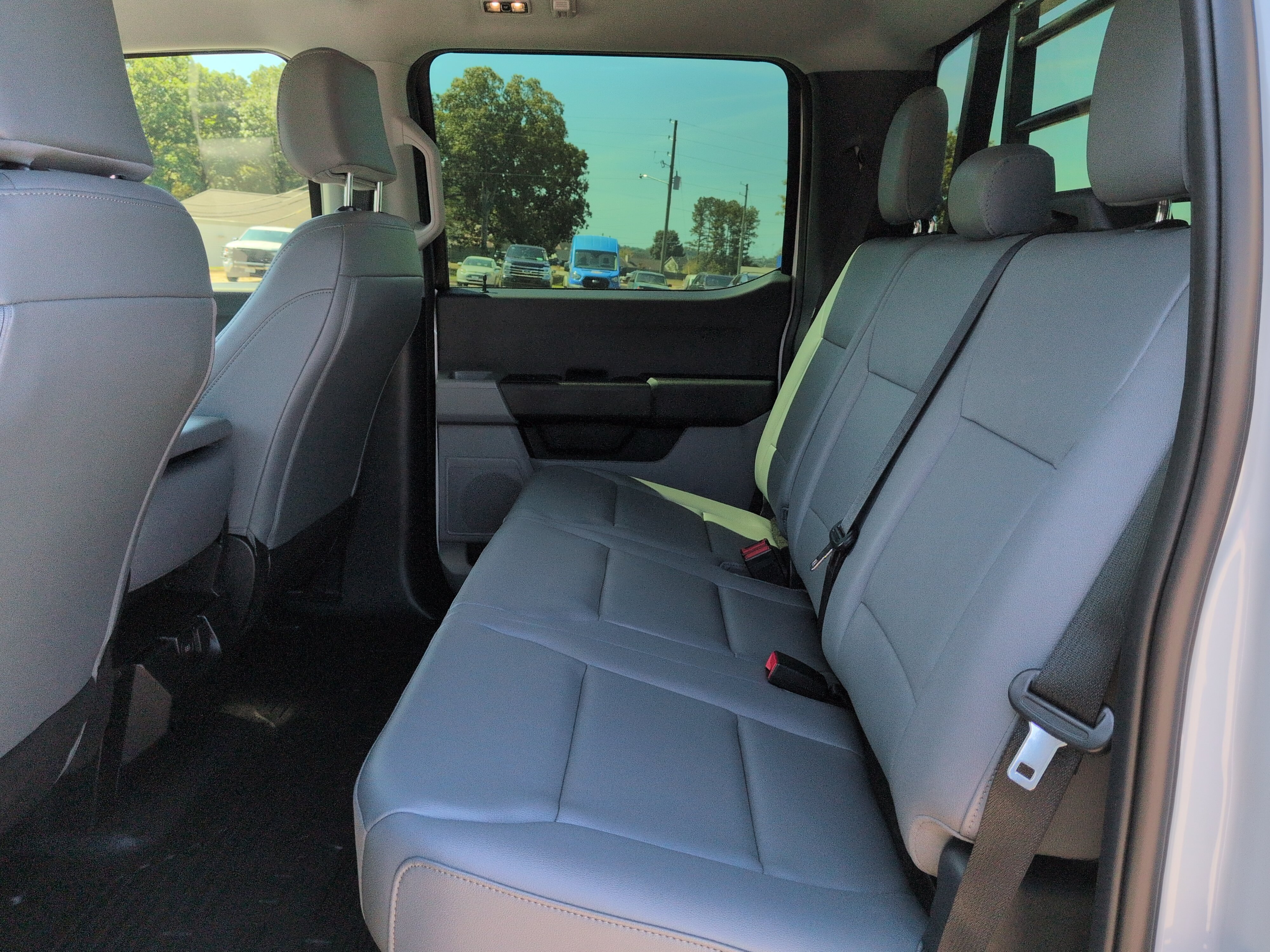 Certified 2025 Ford F350 XL AWD/4WD image 12