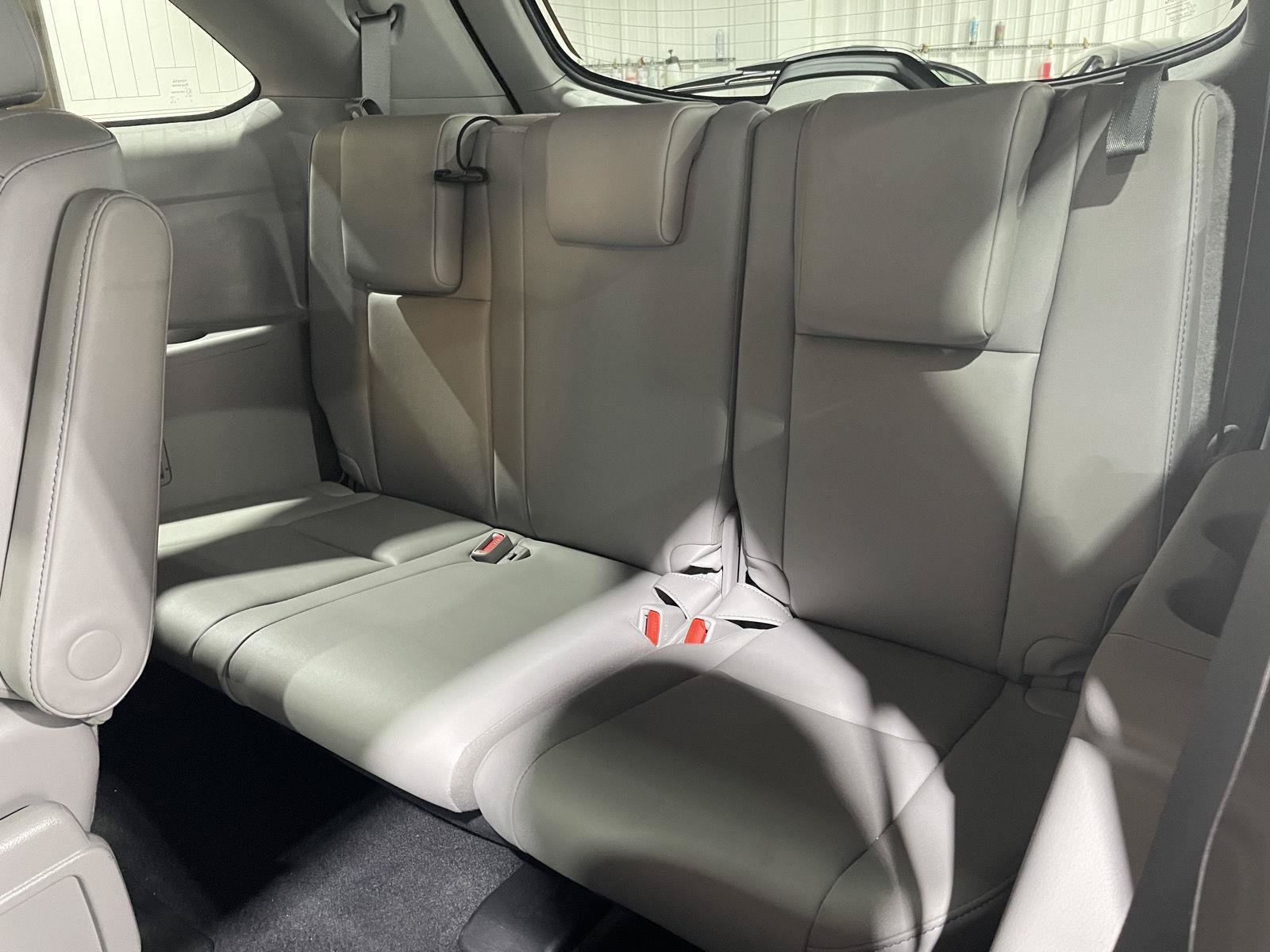 Used 2019 Toyota Highlander Limited AWD/4WD image 32