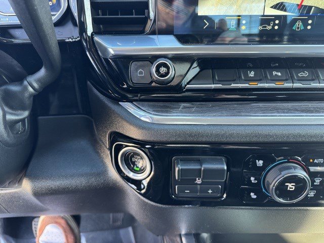 Used 2024 Chevrolet Silverado 2500 LTZ w/ LTZ Convenience Package image 22