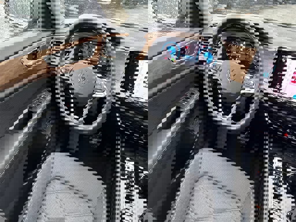 Used 2024 Volkswagen Atlas SE image 22