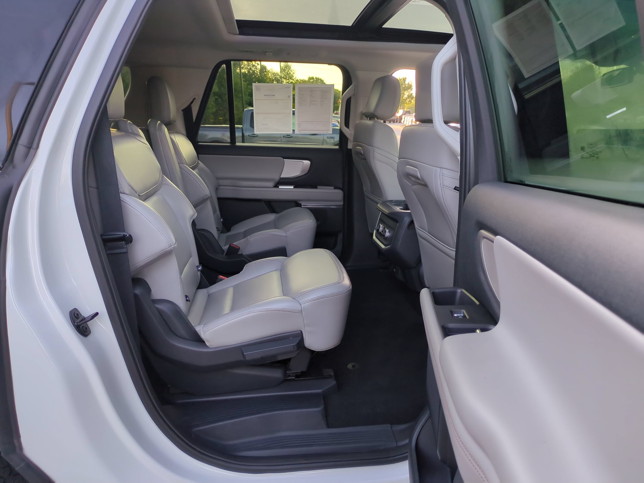 Certified 2025 Ford Expedition Max Active AWD/4WD image 36