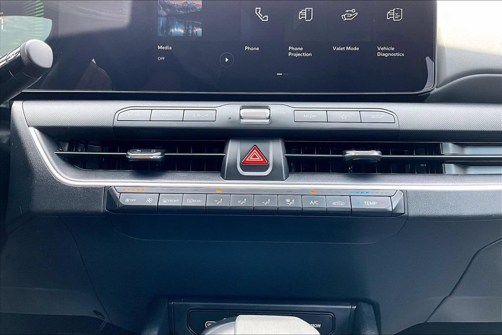 Used 2025 Kia K4 FWD image 31