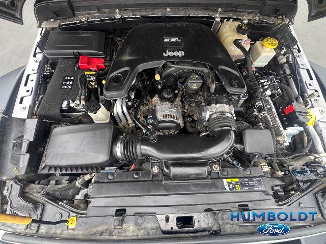 Used 2020 Jeep Gladiator Rubicon w/ Uconnect 4C Nav & Sound Group AWD/4WD image 9