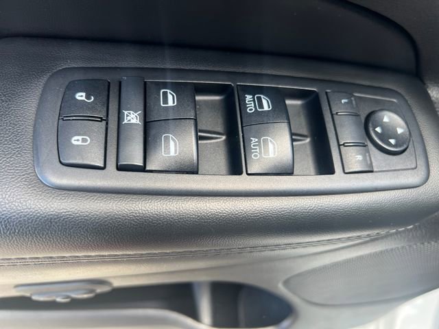 Used 2019 Jeep Grand Cherokee Limited X AWD/4WD image 17