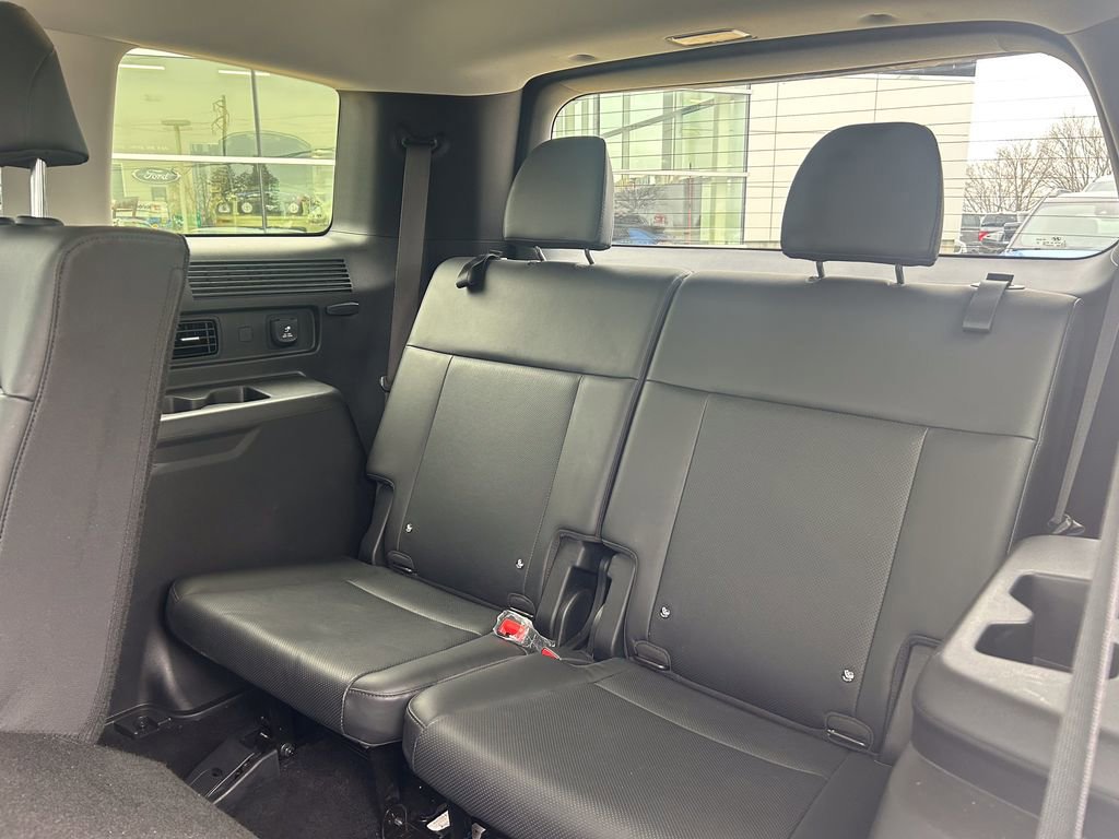 Used 2025 Hyundai Santa Fe XRT image 16