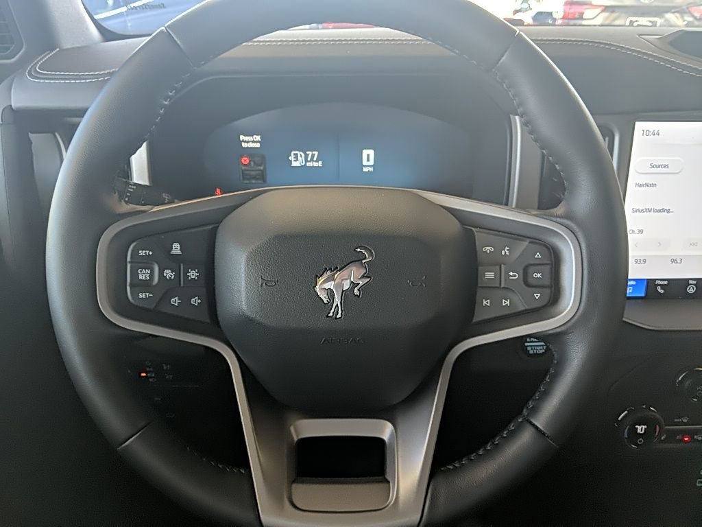 Certified 2025 Ford Bronco Outer Banks AWD/4WD image 15