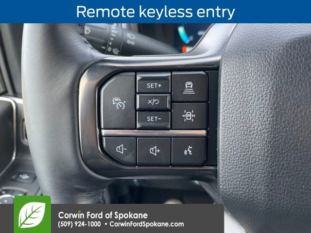 Certified 2025 Ford F450 Platinum w/ FX4 Off-Road Package image 32