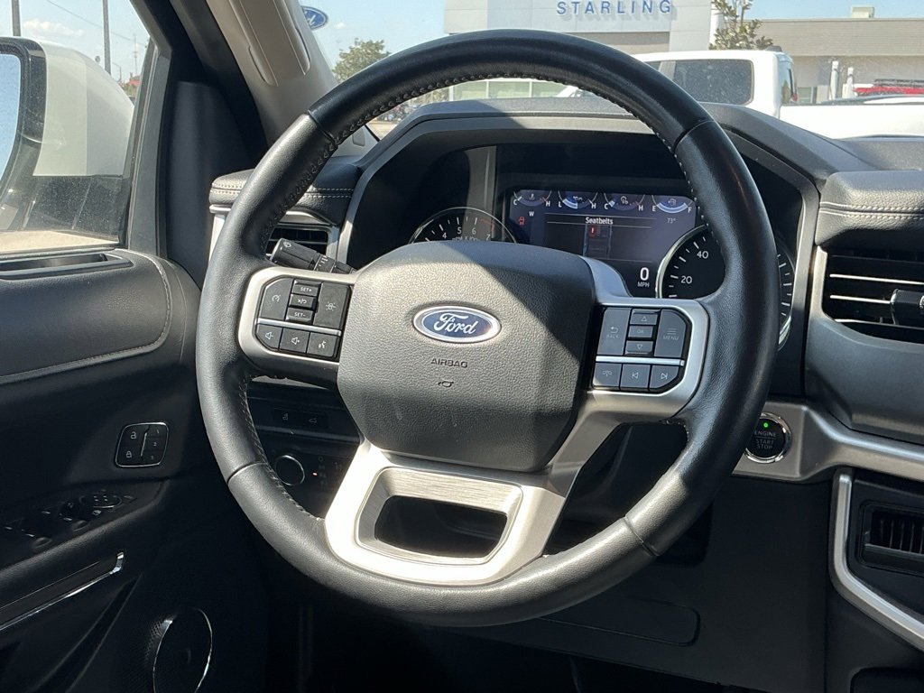 Certified 2024 Ford Expedition XLT image 28