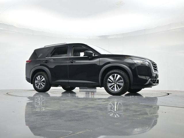 Used 2022 Nissan Pathfinder SL image 32
