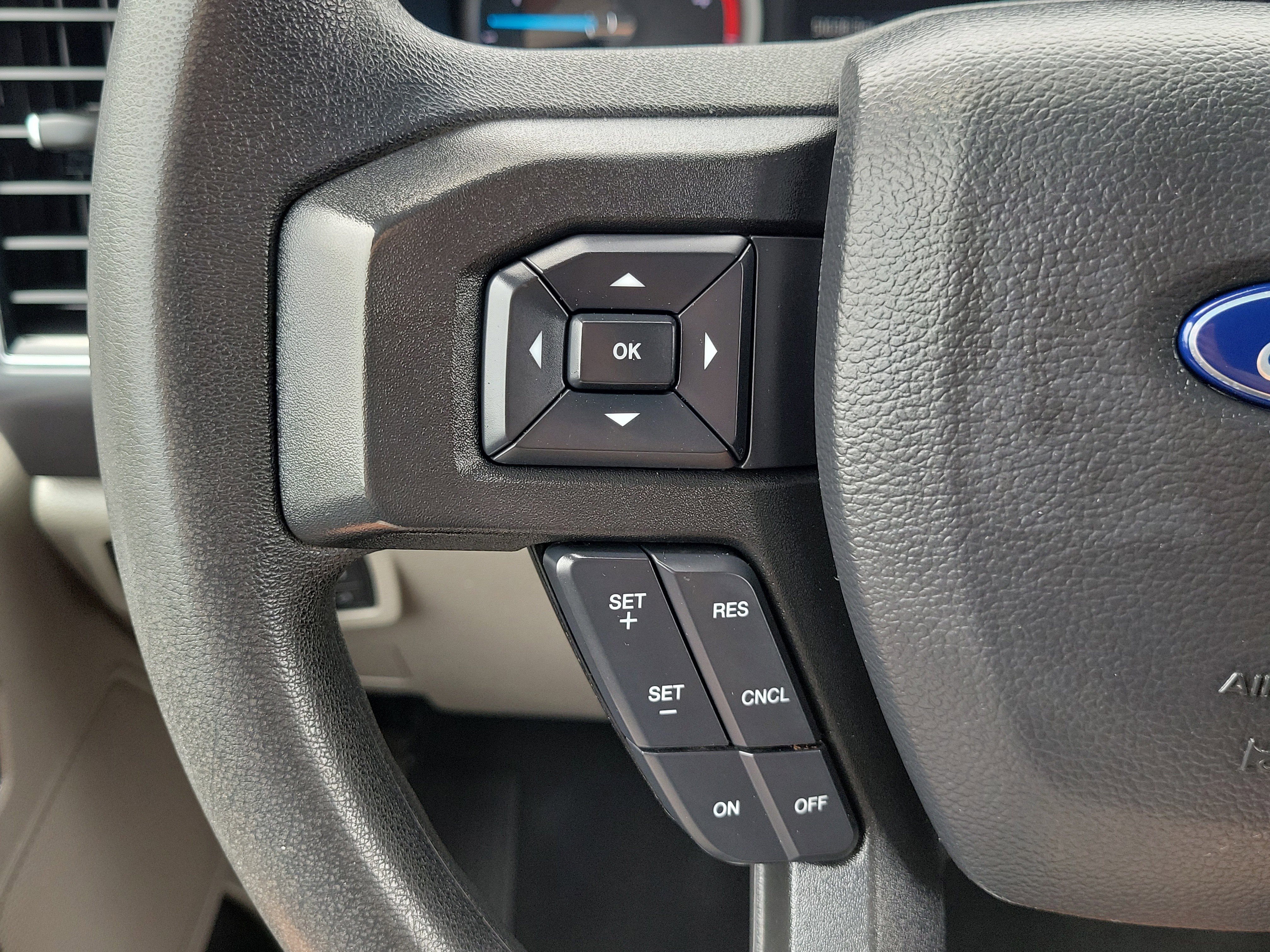 Certified 2022 Ford F250 XLT AWD/4WD image 24