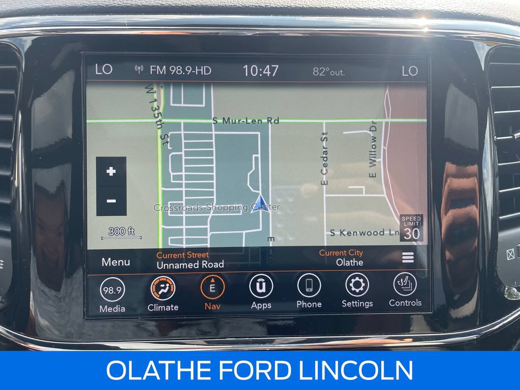 Used 2022 Jeep Grand Cherokee Limited AWD/4WD image 14