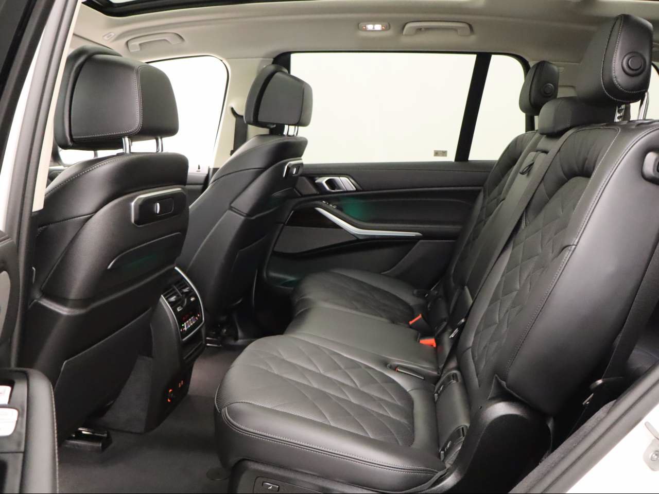 Used 2026 BMW X7 xDrive40i AWD/4WD image 20