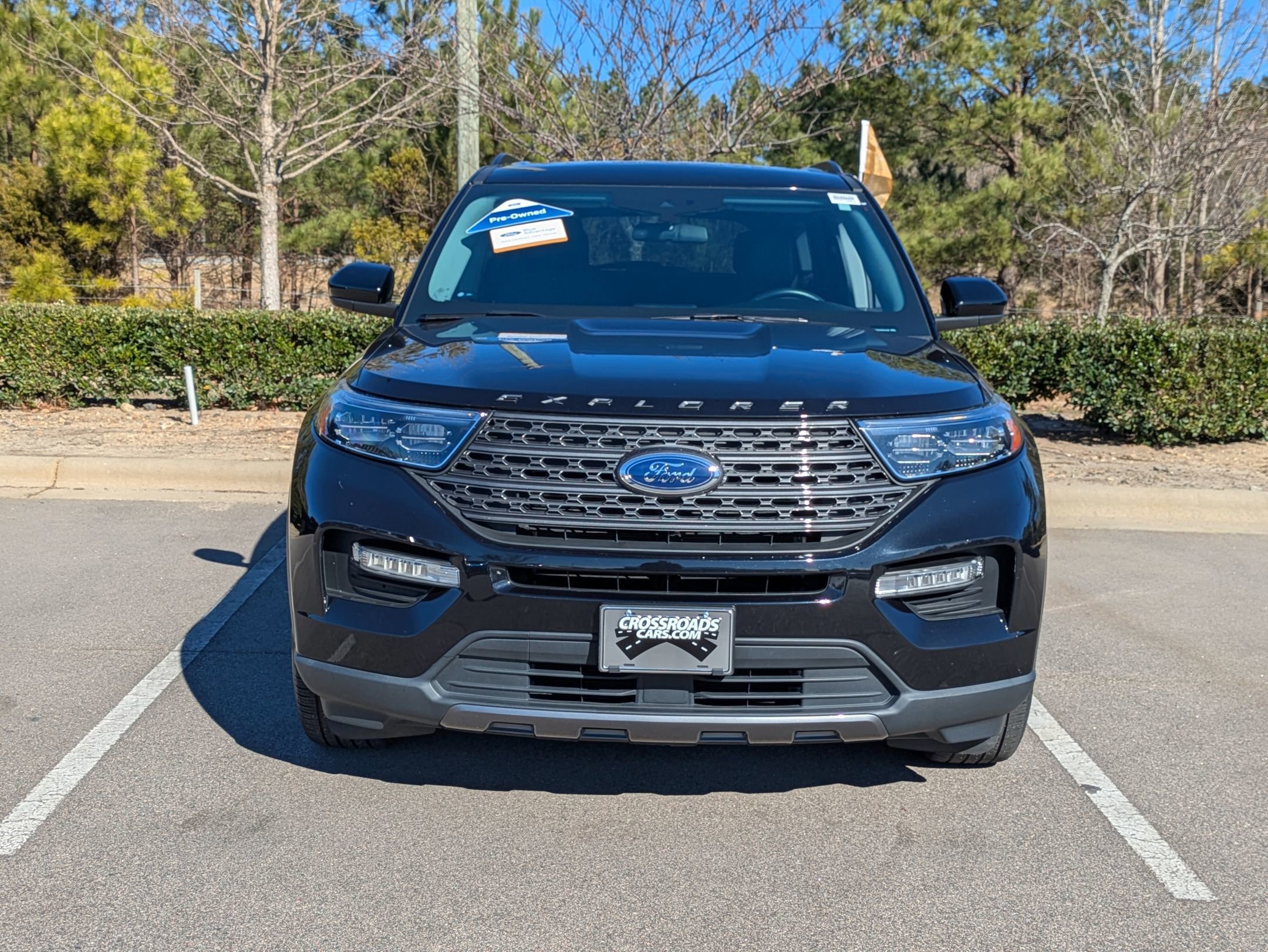 Certified 2022 Ford Explorer XLT w/ Equipment Group 202A image 10