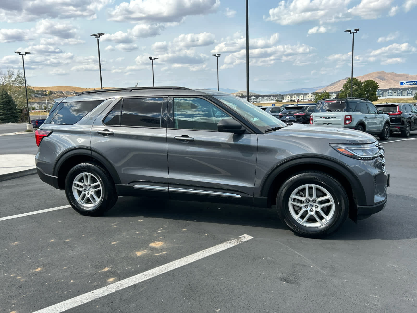 Certified 2025 Ford Explorer Active image 11