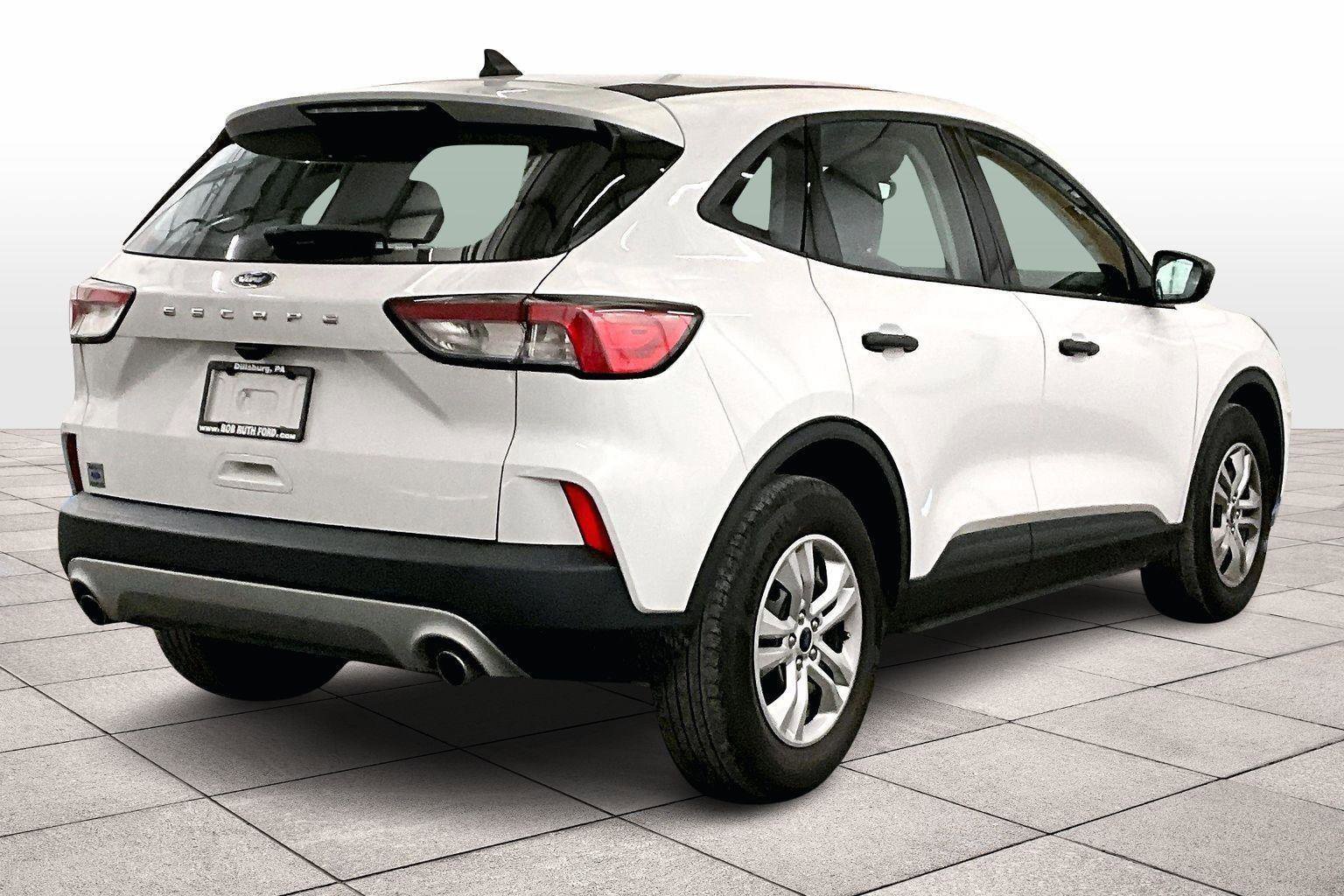 Certified 2022 Ford Escape S image 3