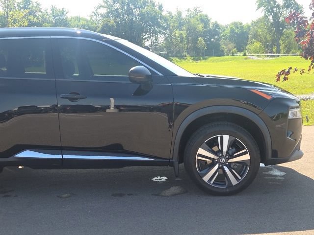 Used 2021 Nissan Rogue SL FWD image 4