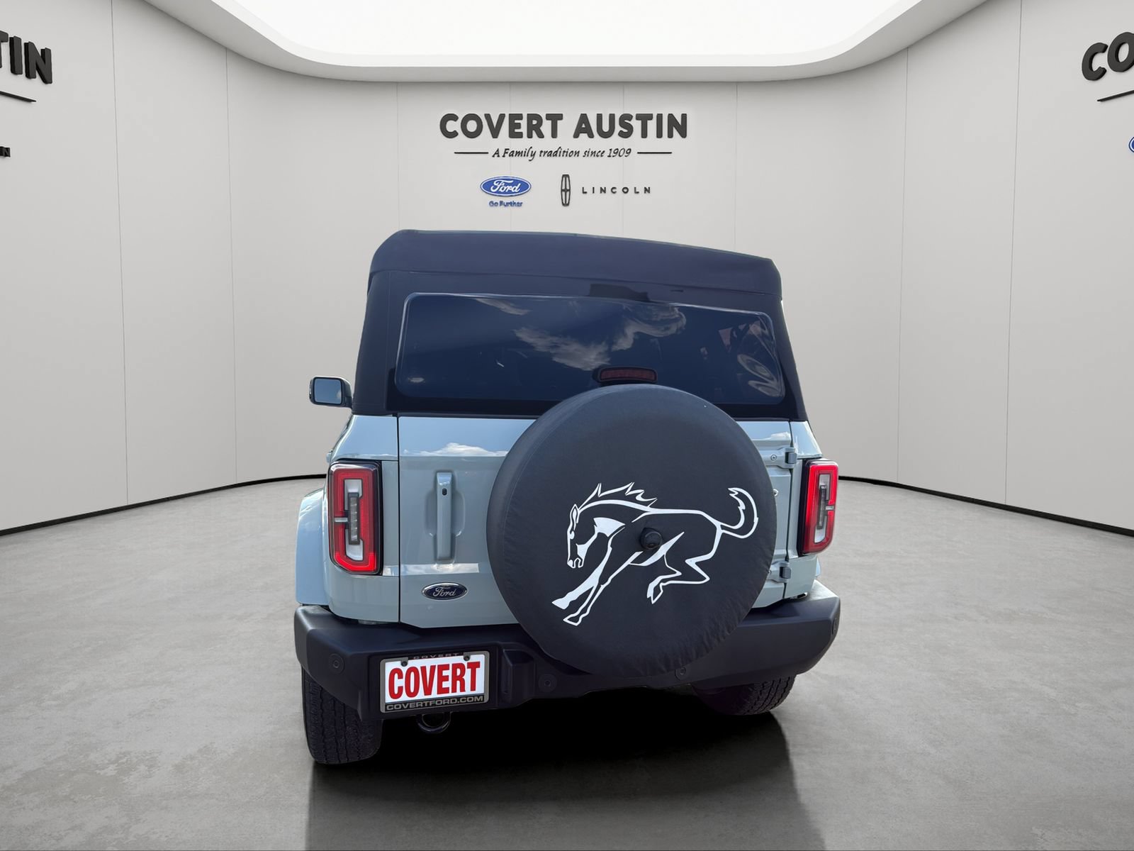 Certified 2023 Ford Bronco Outer Banks AWD/4WD image 4
