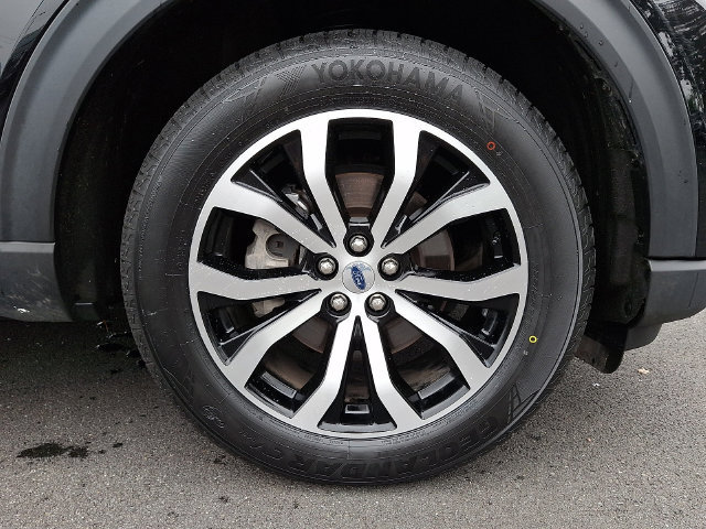 Certified 2025 Ford Explorer ST-Line AWD/4WD image 9