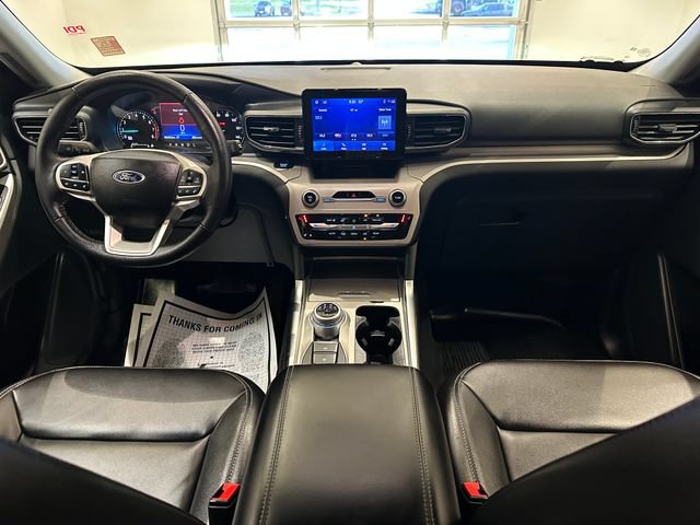 Certified 2024 Ford Explorer XLT w/ Equipment Group 202A AWD/4WD image 8