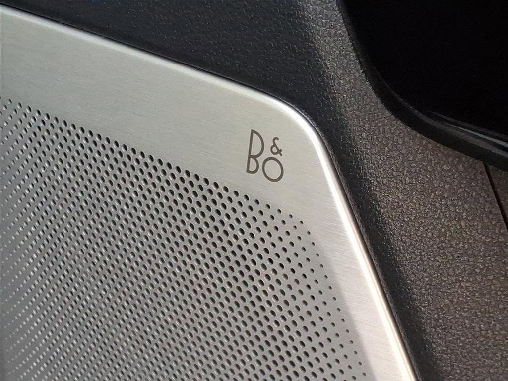 Certified 2023 Ford F150 Lightning Platinum image 13