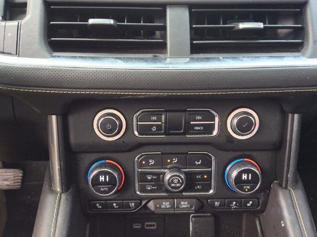 Used 2023 Chevrolet Suburban Premier image 21