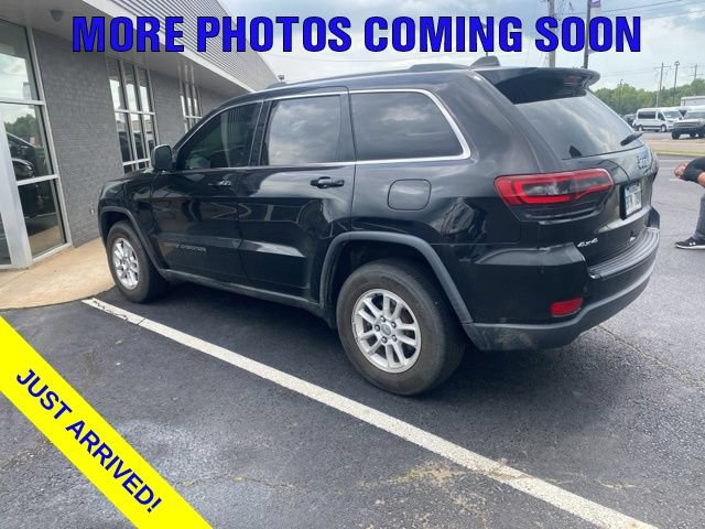 Used 2020 Jeep Grand Cherokee Laredo AWD/4WD image 2
