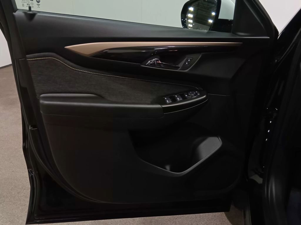 Used 2024 Chevrolet TrailBlazer ACTIV w/ Driver Confidence Package image 18