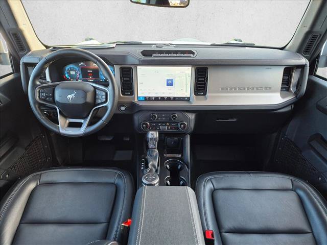 Certified 2025 Ford Bronco Outer Banks w/ Sasquatch Package AWD/4WD image 16