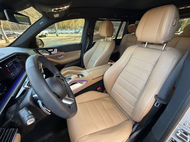Used 2024 Mercedes-Benz GLS 450 4MATIC image 17