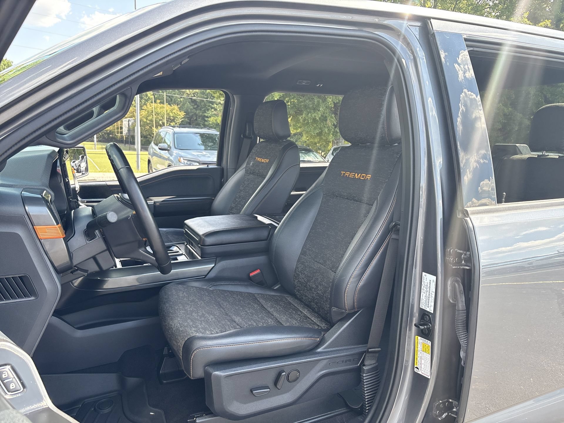 Certified 2023 Ford F150 Tremor w/ Trailer Tow Package AWD/4WD image 18