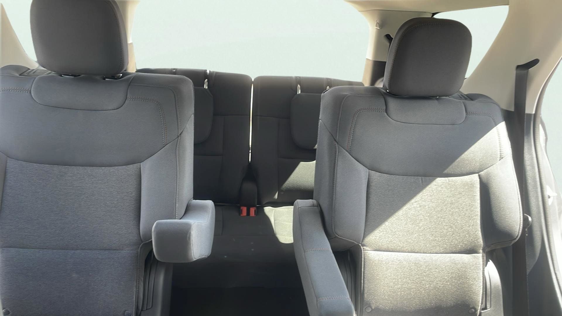 Certified 2025 Ford Explorer Active AWD/4WD image 19