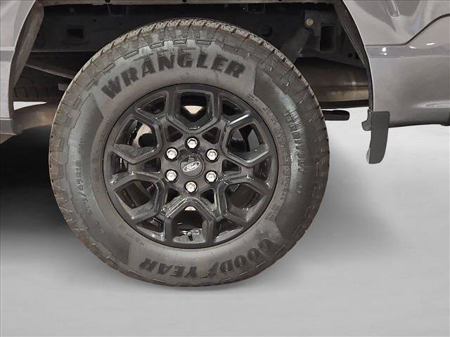 Certified 2026 Ford F150 XLT w/ XLT Black Appearance Package AWD/4WD image 18