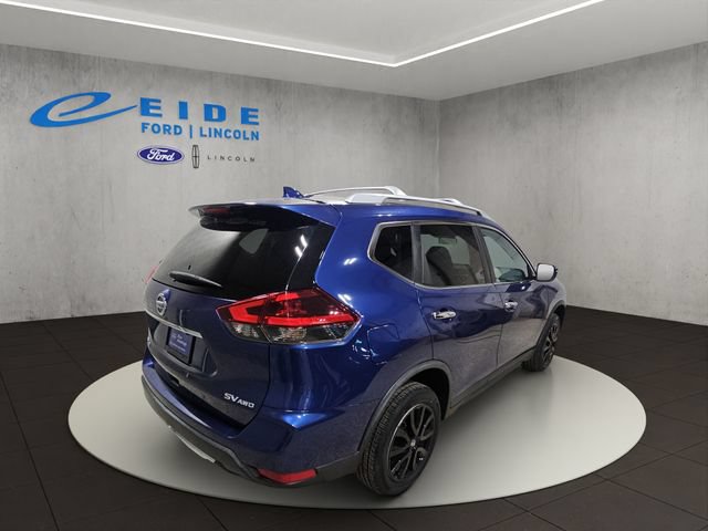 Used 2018 Nissan Rogue SV AWD/4WD image 9