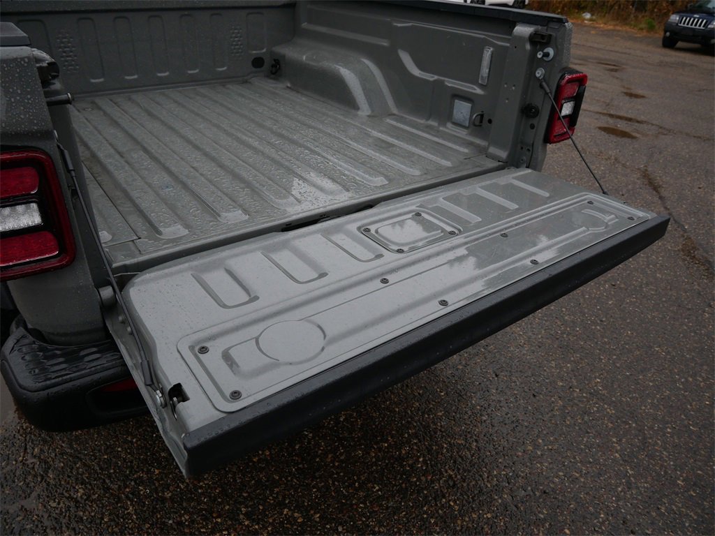 Used 2023 Jeep Gladiator Rubicon w/ LED Lighting Group image 10