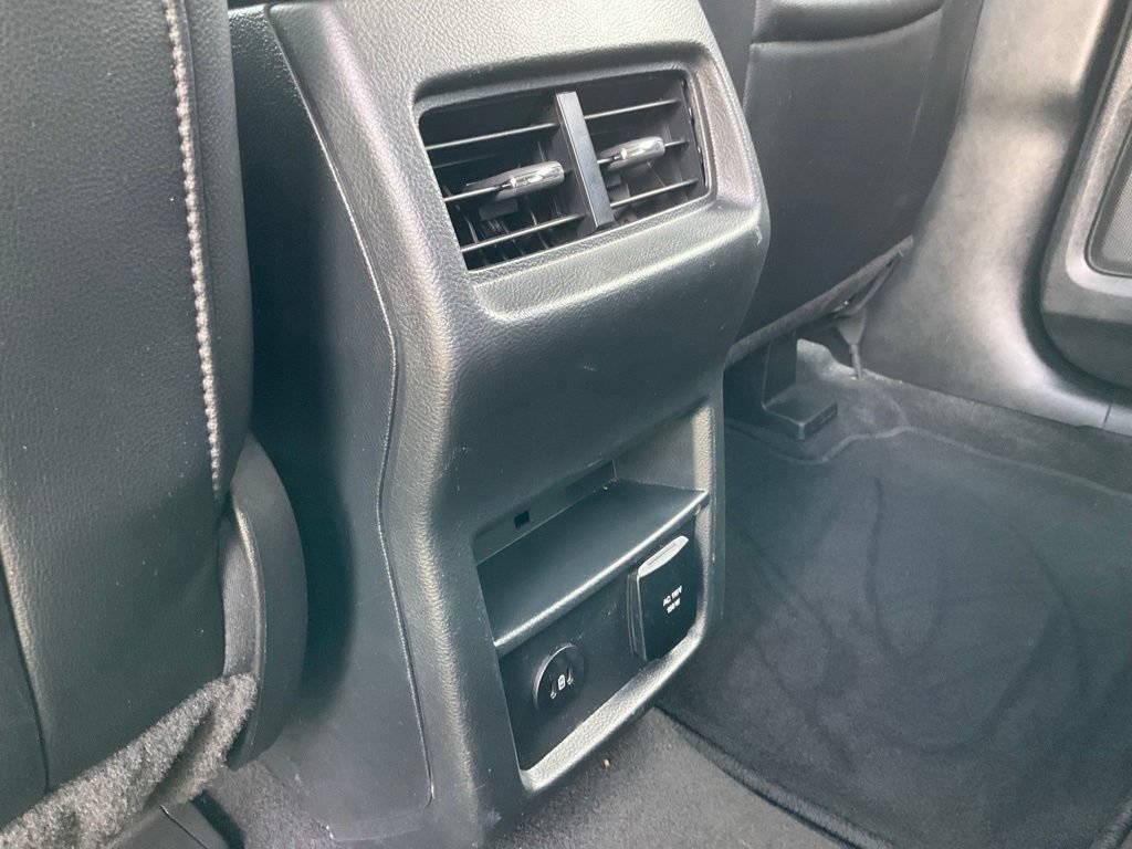 Certified 2024 Ford Edge Titanium AWD/4WD image 19