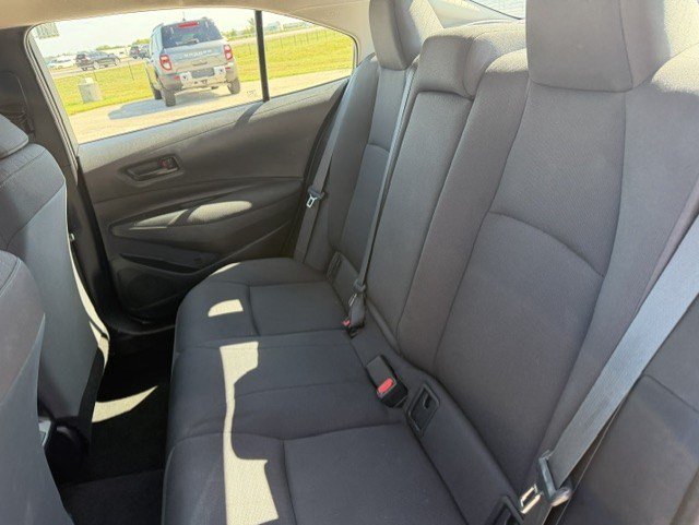 Used 2025 Toyota Corolla LE FWD image 26