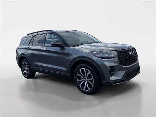 Certified 2025 Ford Explorer ST-Line AWD/4WD image 7
