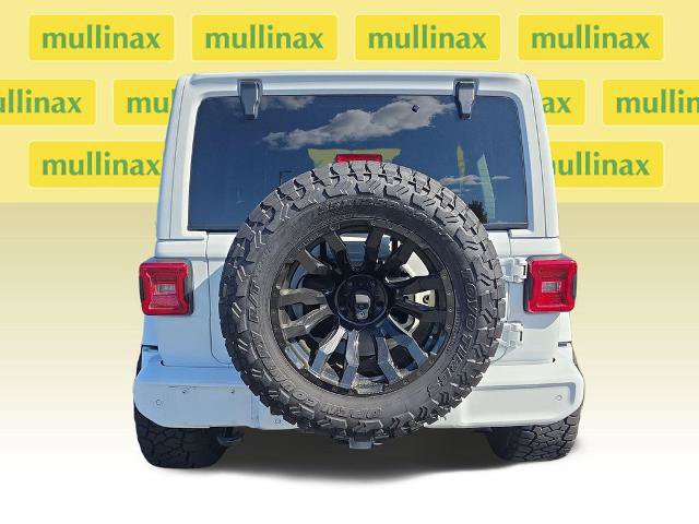 Used 2023 Jeep Wrangler Unlimited Sahara AWD/4WD image 5