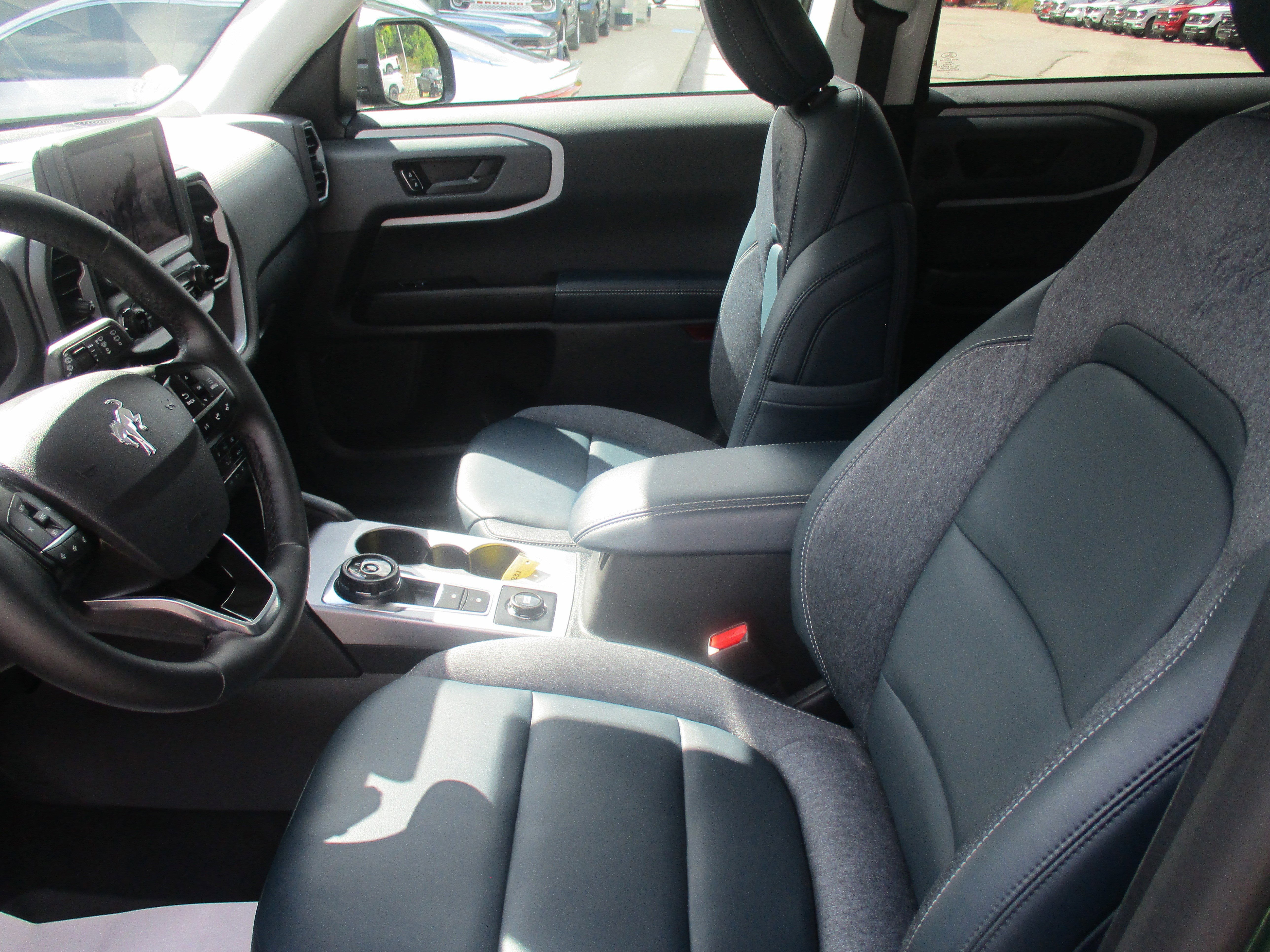 Certified 2024 Ford Bronco Sport Outer Banks w/ Tech Package image 15