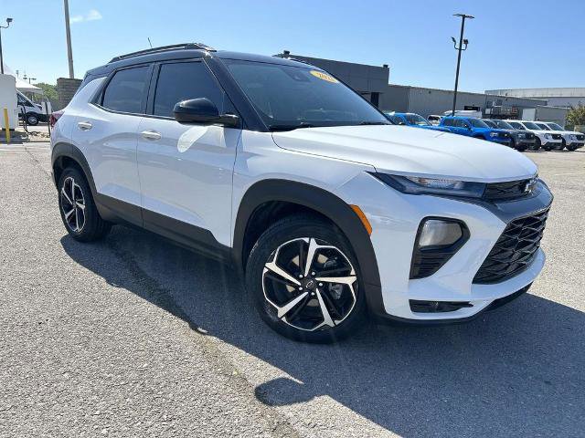 Used 2021 Chevrolet TrailBlazer RS FWD image 2