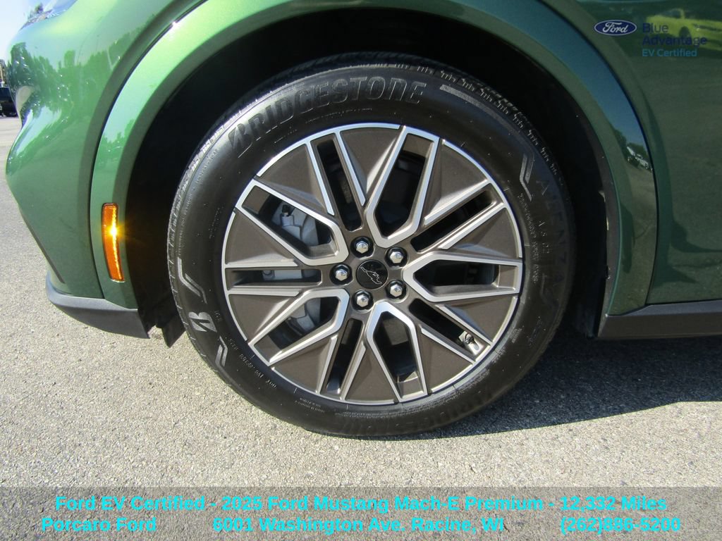 Certified 2025 Ford Mustang Mach-E Premium AWD/4WD image 5