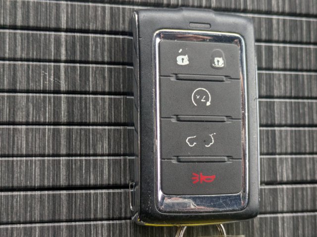 Used 2024 Jeep Wagoneer L Series II AWD/4WD image 29