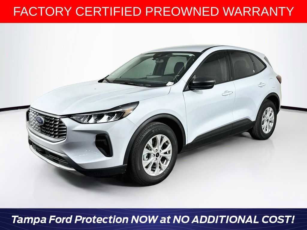 Certified 2025 Ford Escape Active w/ Tech Pack #1 FWD image 1