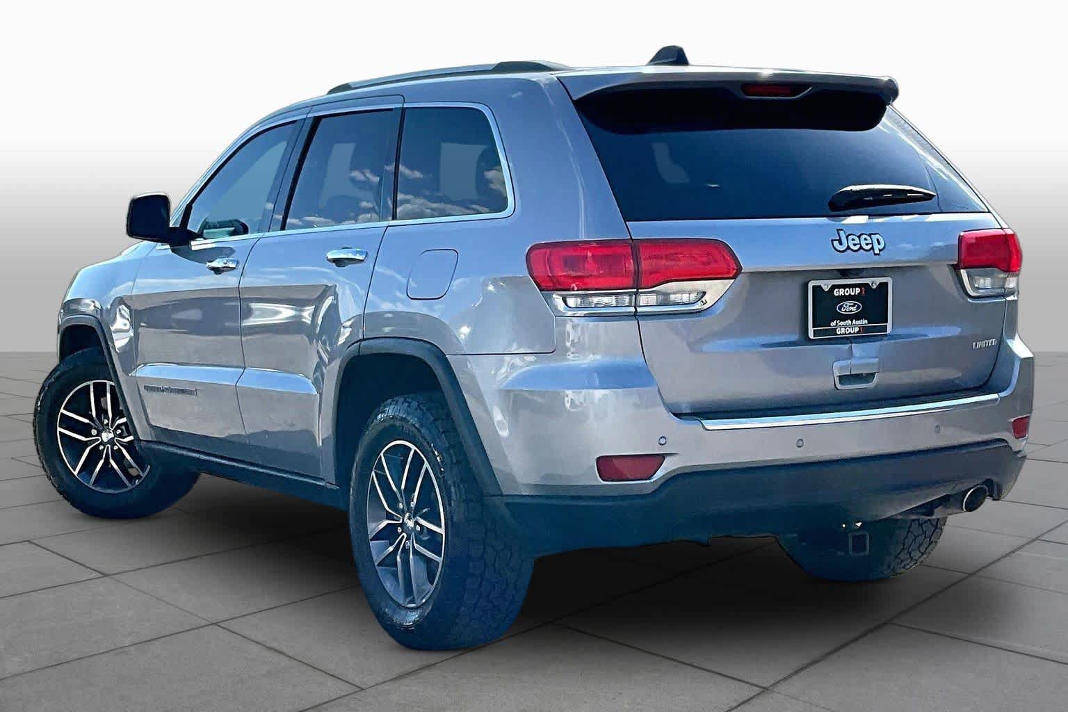 Used 2018 Jeep Grand Cherokee Limited RWD image 12